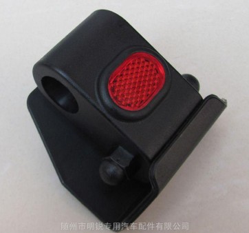 ����܇�����T���U����3