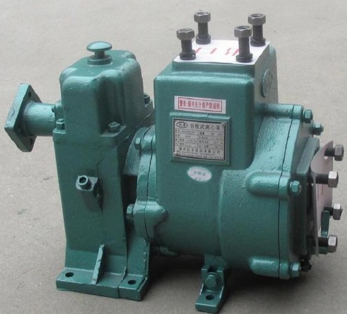 灑水車(chē)載熱水泵圖片 灑水車(chē)載熱水泵圖片