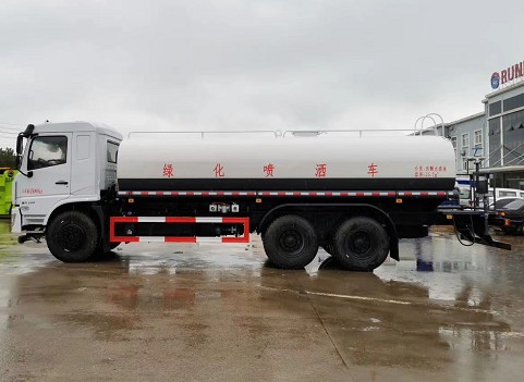 國(guó)六19方東風(fēng)D3L后雙橋綠化灑水車(chē)_SCS5250GPSDFV6型綠化噴灑車(chē)3