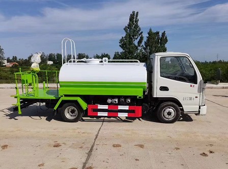 藍牌灑水車型號及價格_國六3方凱馬K1藍牌汽油綠化灑水車廠家價格4