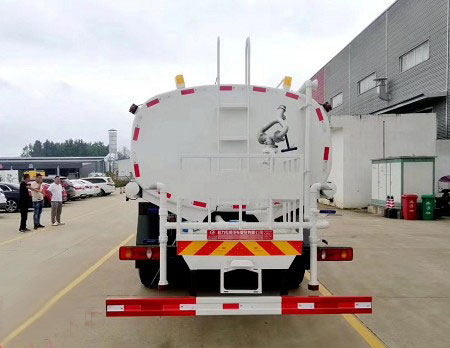 20方灑水車參數(shù)_國(guó)六20方東風(fēng)隨專D913后雙橋綠化灑水車廠家價(jià)格3