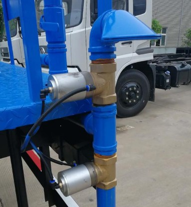 ������ˮ܇(ch��)���(d��ng)�y�T(m��n)�DƬ