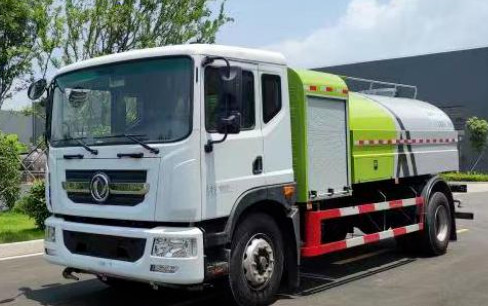 18噸東風純電動灑水車 18噸東風純電動灑水車