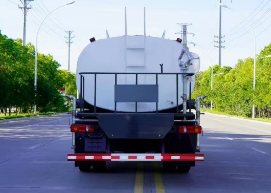 東風(fēng)專用底盤12方灑水車_新款東風(fēng)D3S灑水車12方灑水車 東風(fēng)專用底盤12方灑水車_新款東風(fēng)D3S灑水車12方灑水車