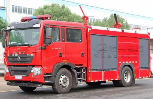 重汽豪沃6.6噸干粉泡沫聯用消防車 重汽豪沃6.6噸干粉泡沫聯用消防車